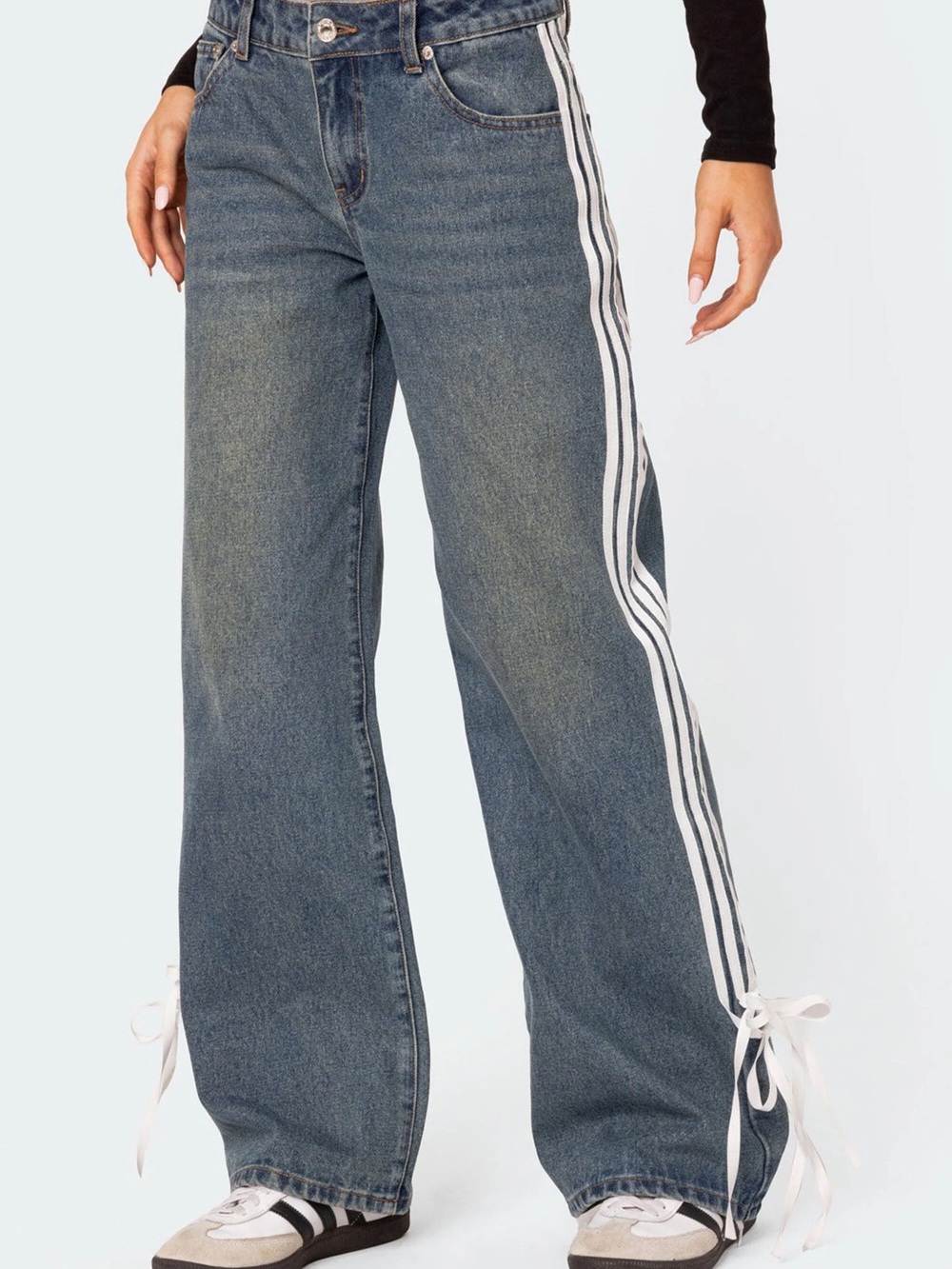 Edikted Washed Low Rise Bow Ribbon Baggy Jean